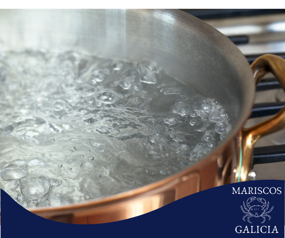 ¿Cómo cocer marisco congelado?